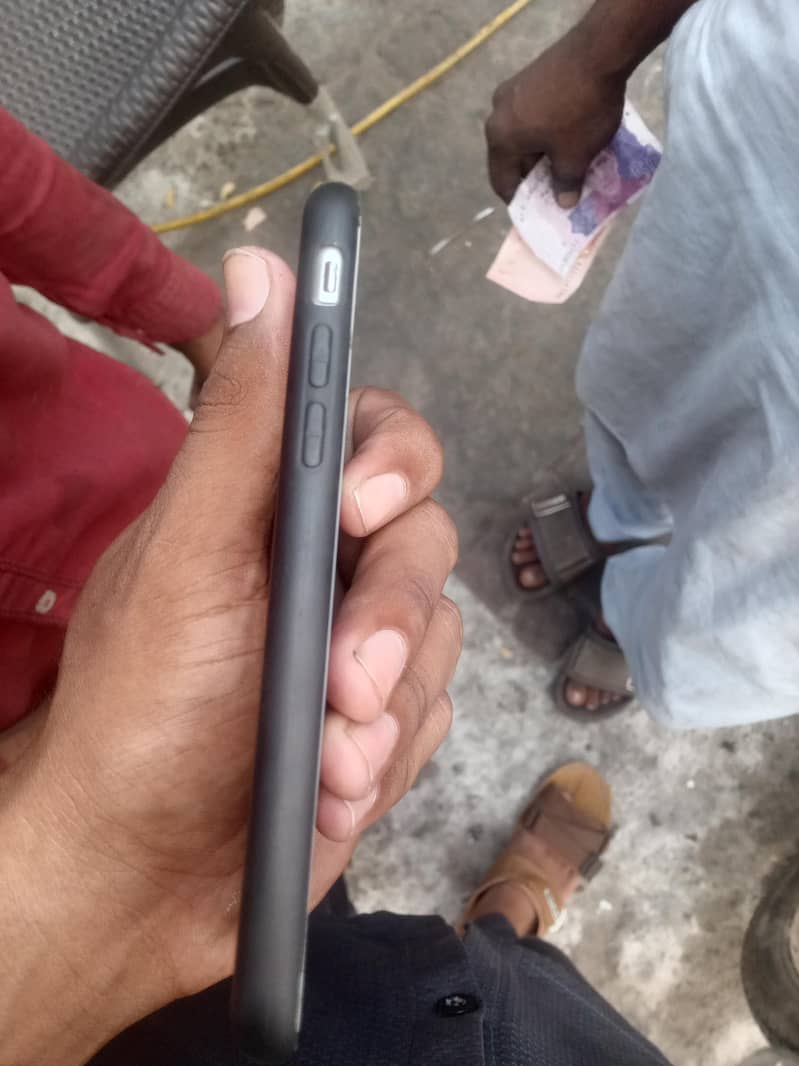 Apple iPhone 6 3