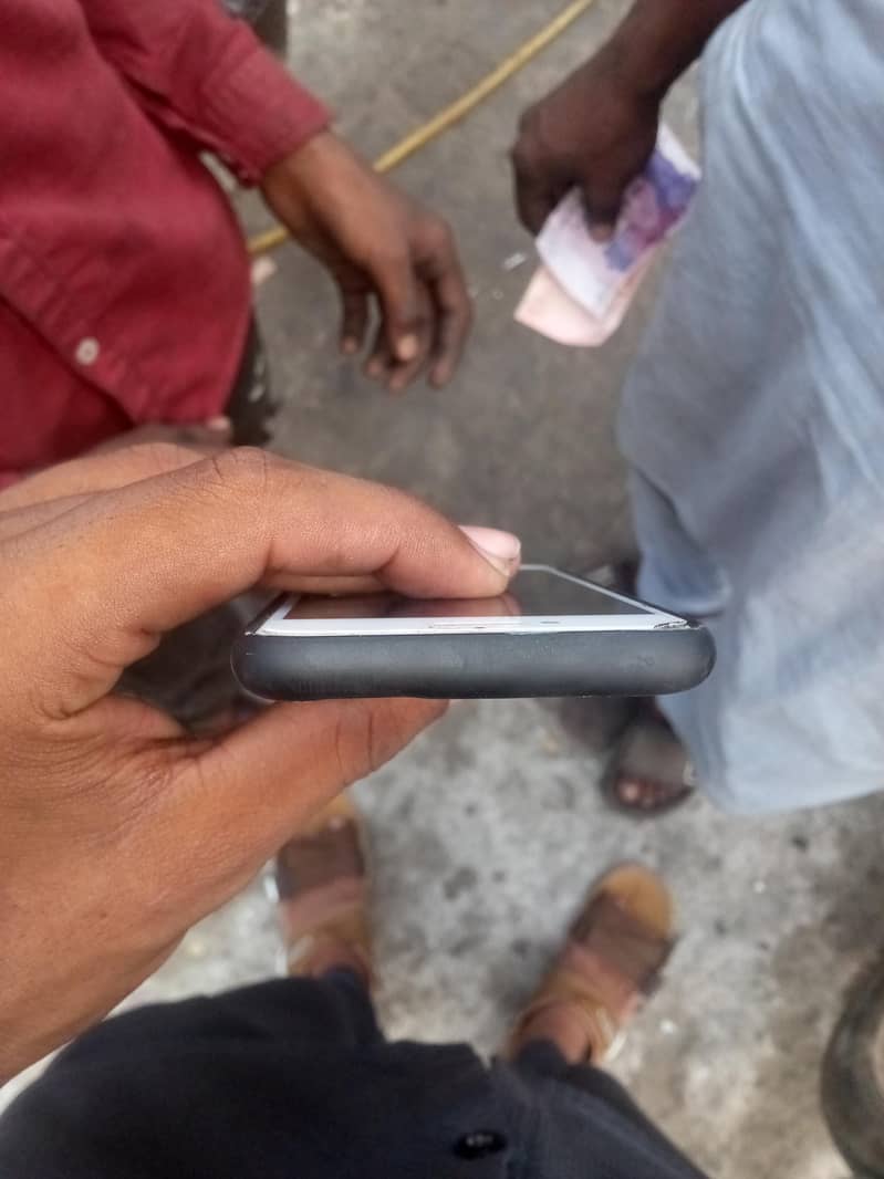 Apple iPhone 6 5