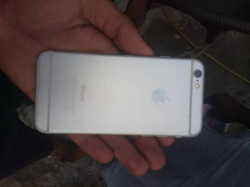 Apple iPhone 6 6