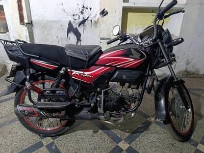 Honda Pridor 100 Balck