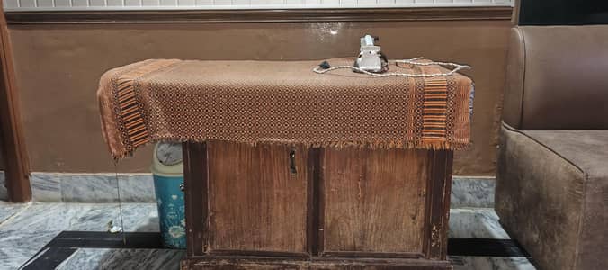 Iron Table استری والا میز iron stan wooden table