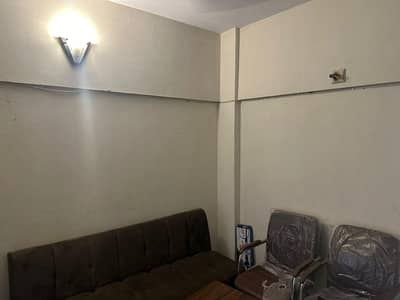 well maintained west open lift available