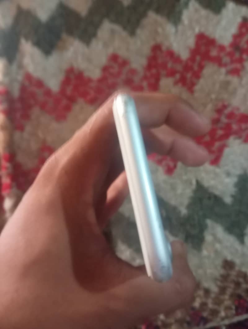 Apple iPhone 7 5