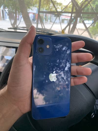 Apple iPhone 12