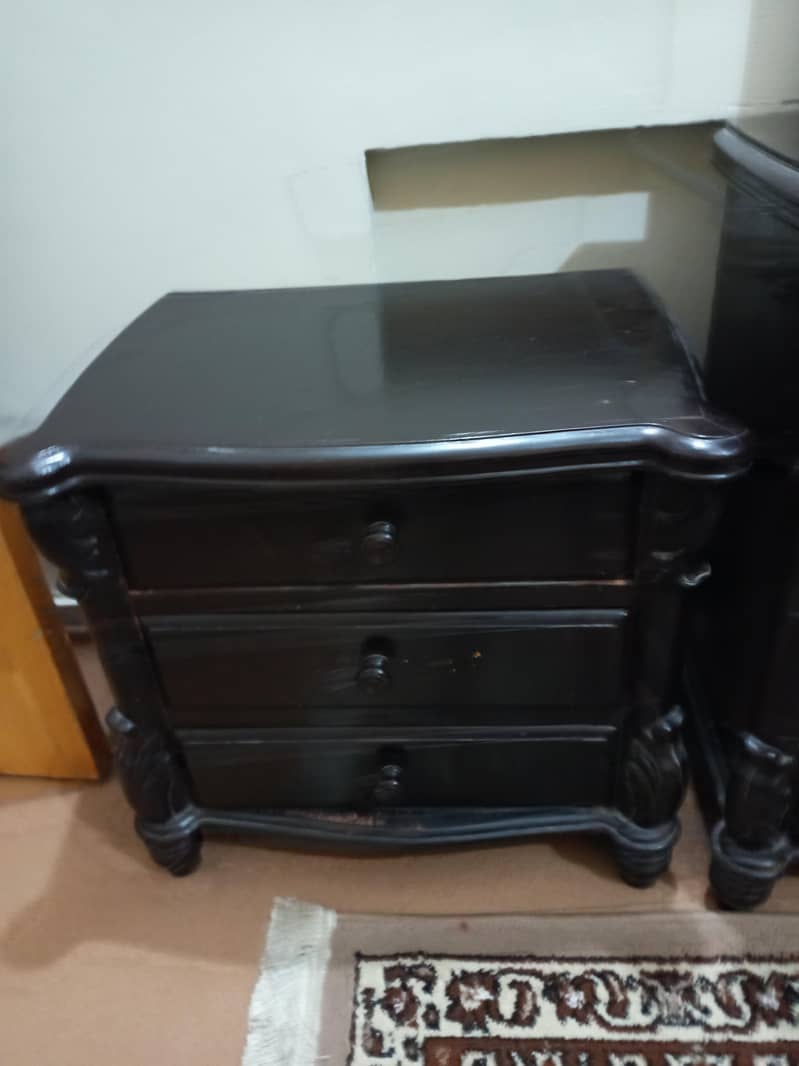 Solid Wooden Bed Set 5