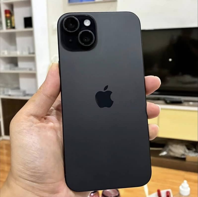 Apple iPhone 15 plus 1