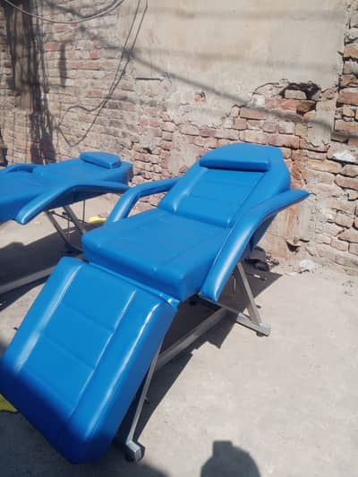 Barber chair/Cutting chair/ Shampoo unit/Trolly/Saloon Furniture.