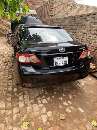 Toyota Corolla GLI 2011