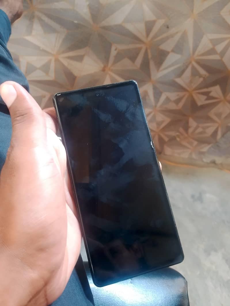 Google Pixel 6a 5