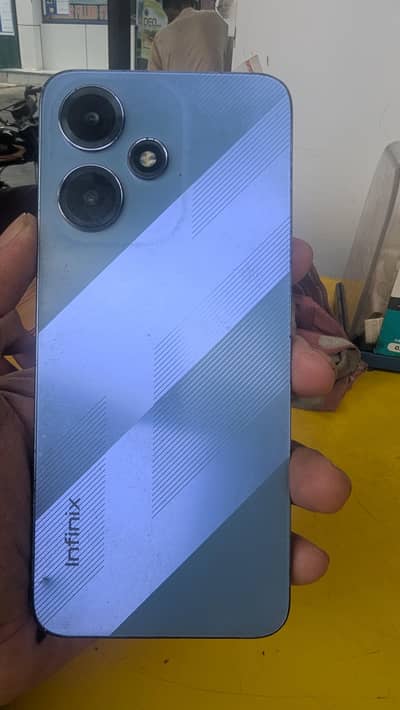 Infinix Hot 30 Play