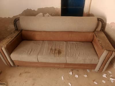 Sofa Set for Sale due to Shifting