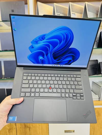 Lenovo Thinkpad P1 Gen 7 /Core Ultra 9/32GB With 512Gb Rtx A2000
