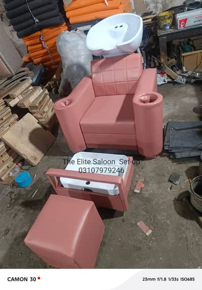Barber chair/Cutting chair/ Shampoo unit/Trolly/Saloon Furniture.