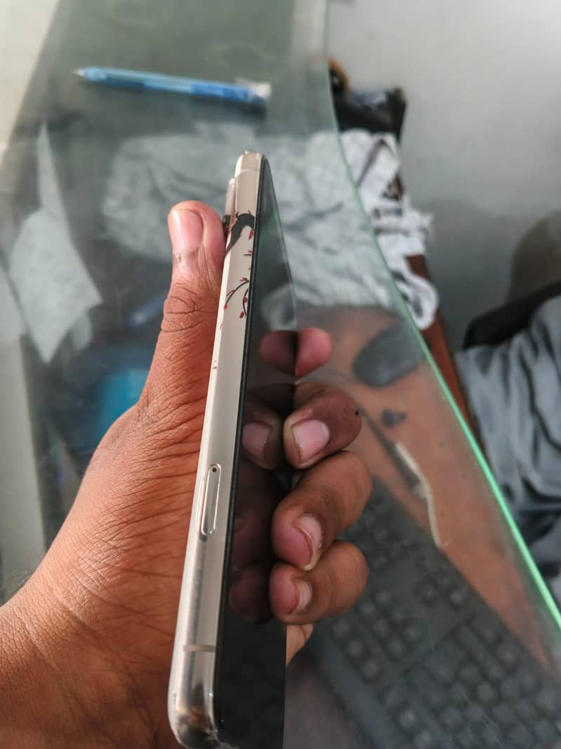 Google Pixel 8 Pro 1
