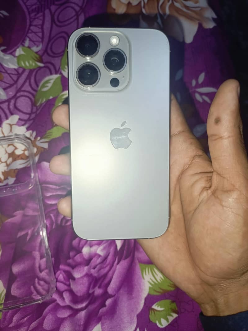 Apple iPhone 16 Pro my whatsapp number 03143085114 6