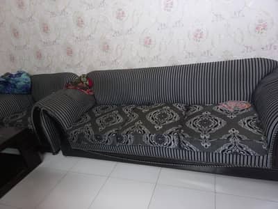 7 setar sofa with table