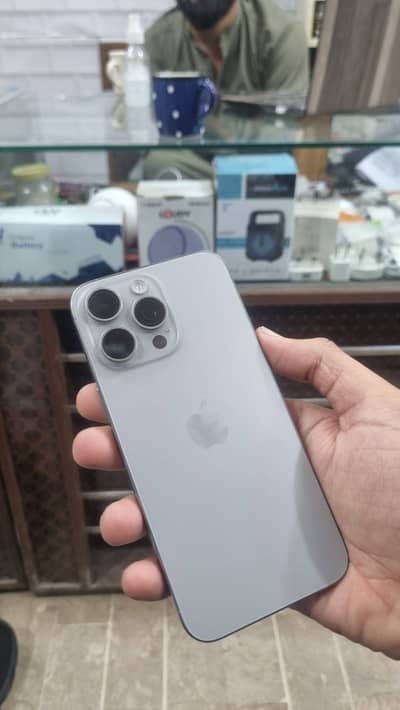 Apple iPhone 15 Pro Max