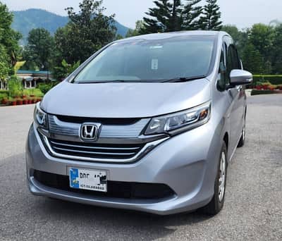 Honda Freed 2018 G Sensing Hybrid Full option