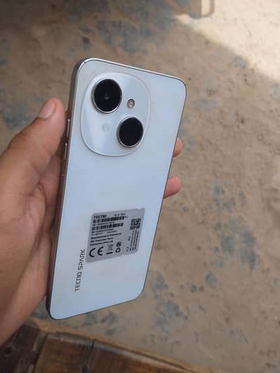 Tecno Spark Go 1