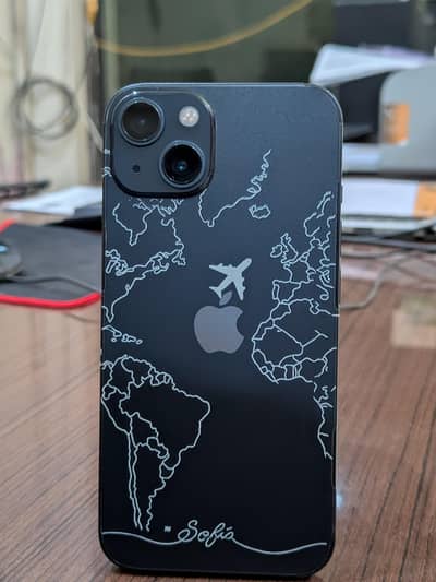 Apple iPhone 13