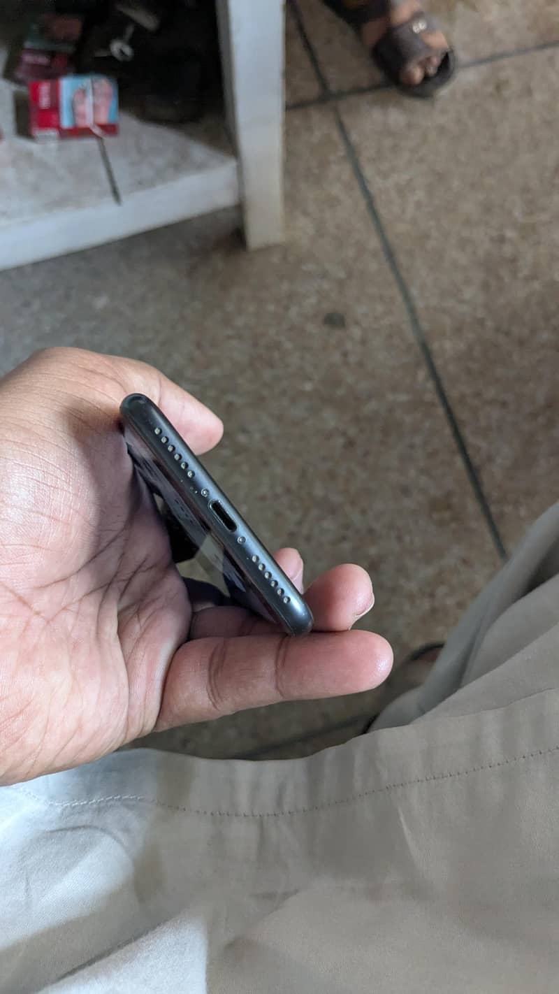 Apple iPhone 7 4