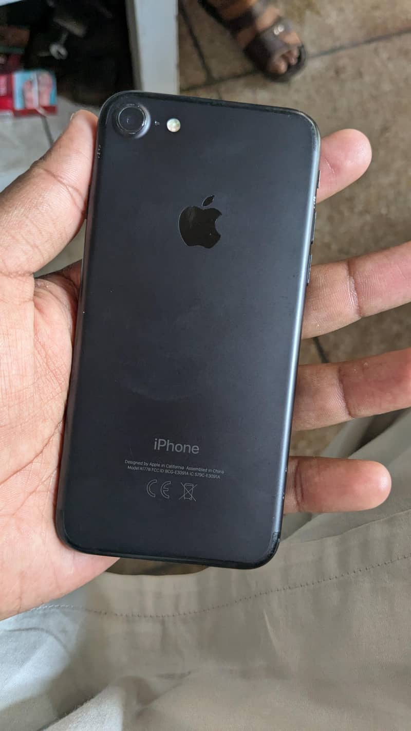 Apple iPhone 7 6