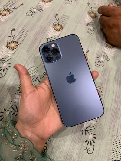 Apple iPhone 12 Pro