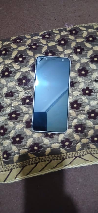 Samsung Mobile J600