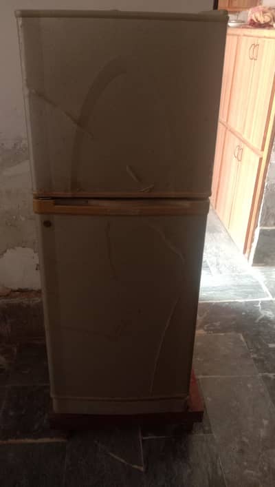 Dawolance Fridge for sale