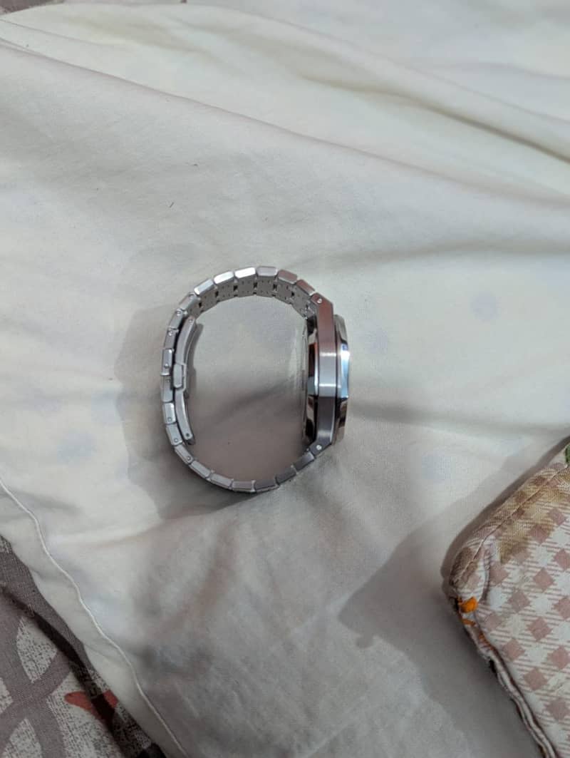 watch 2