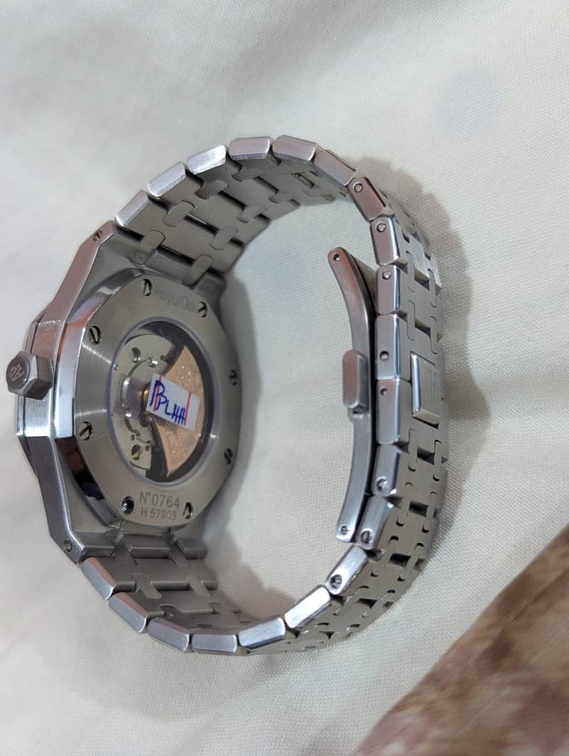 watch 3