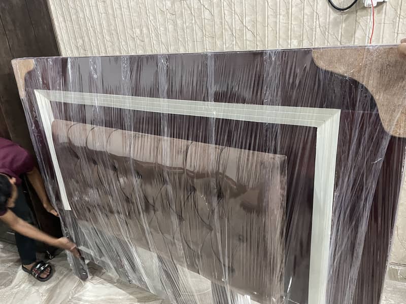 KING SIZE COMPLETE BED SET 4