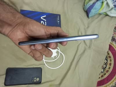 Vivo V21 8GB, 128GB