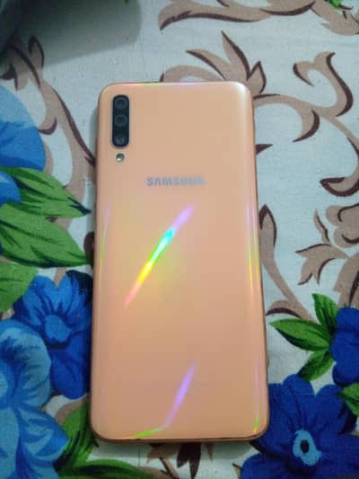 Samsung Galaxy A70 6GB RAM 128GB Storage With Box