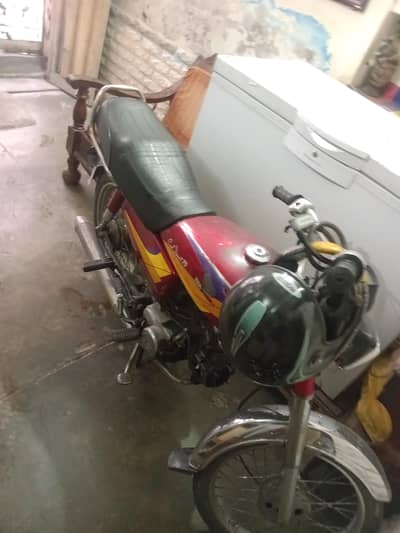 HONDA CD 70 (2004) FIRST OWNER