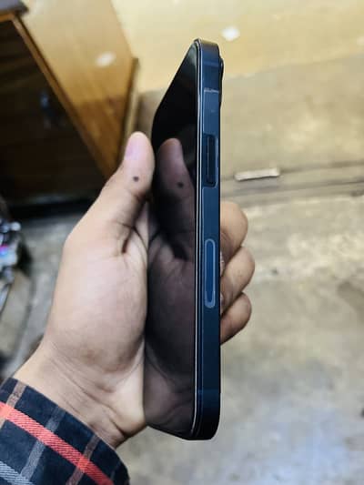 Apple iPhone 14
