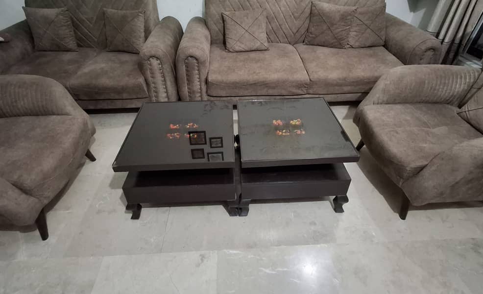 Coffee Table 0