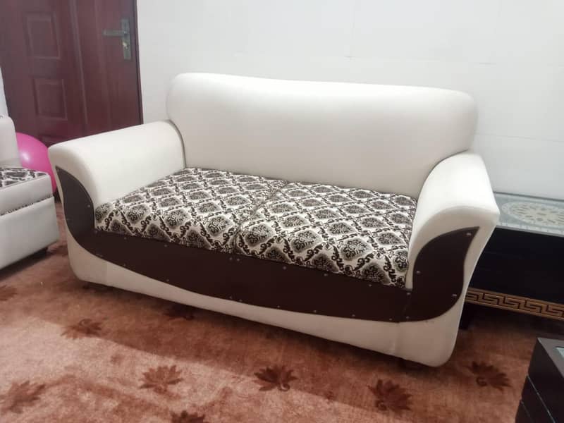 7 Seater Sofa 1