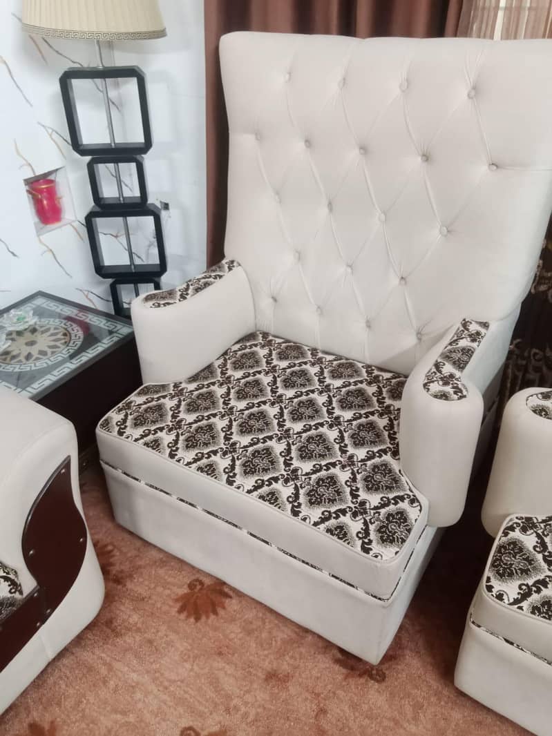 7 Seater Sofa 3