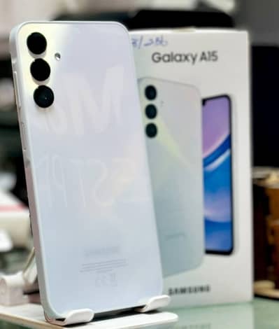 Samsung Mobile A15 : 256GB