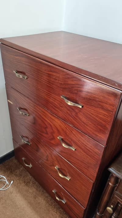 Drawers solid wood in excellent condition