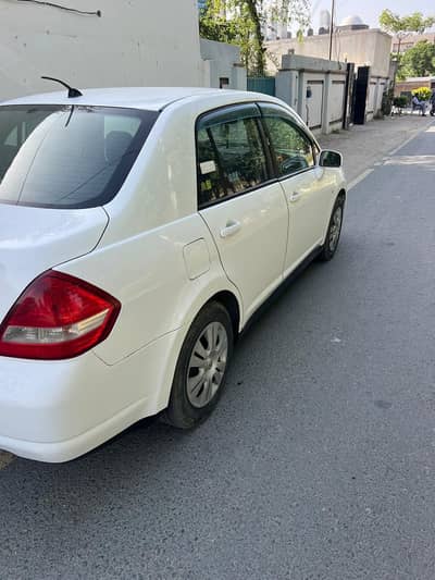 Tiida Nissan 2007