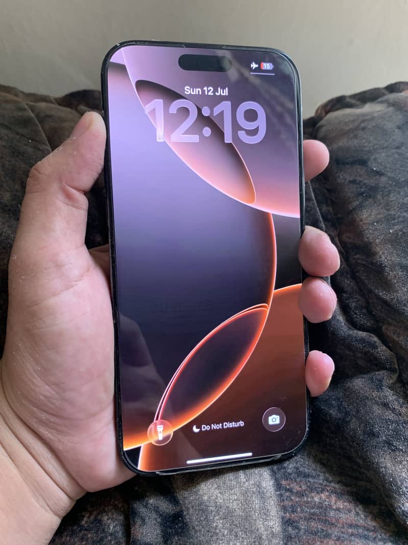 iPhone 16 Pro Max 0