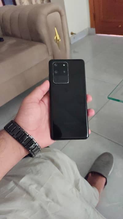 Samsung Mobile S20 Plus exchange possible with iphone