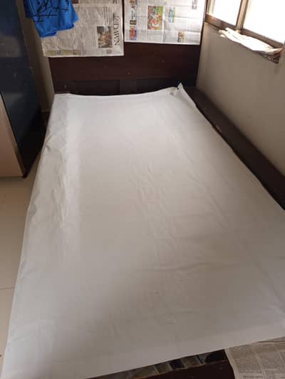 SINGLE BED