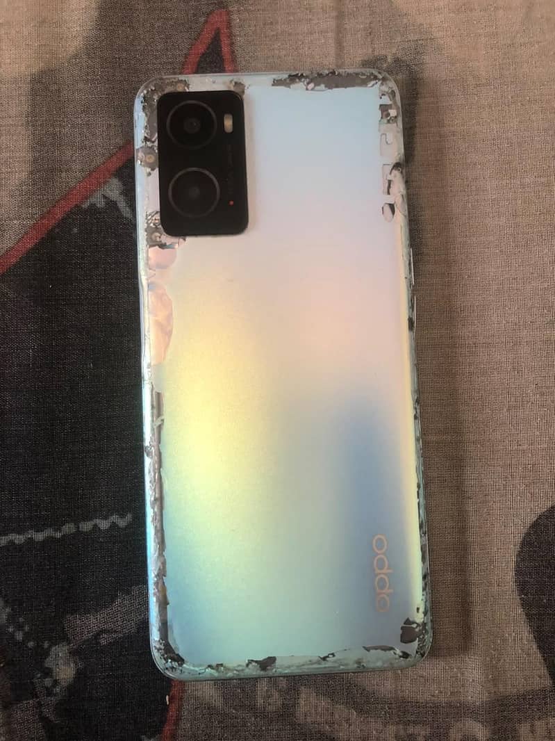OPPO A76 4