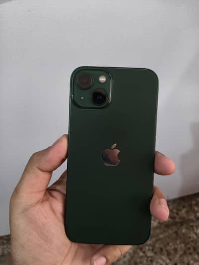 Apple iPhone 13
