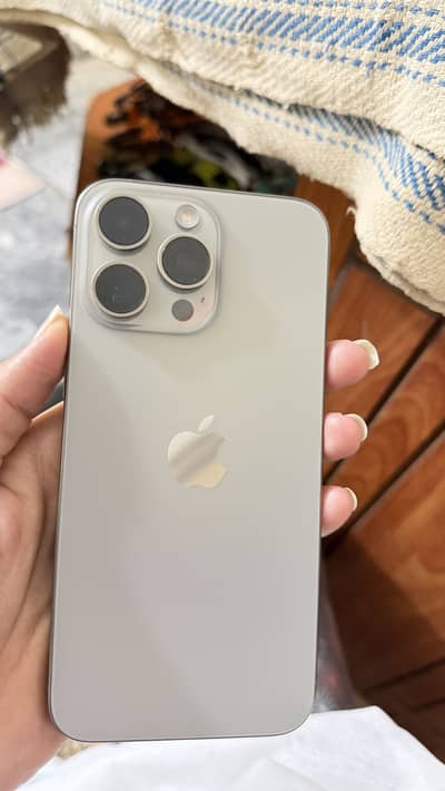 Apple iPhone 15 Pro Max