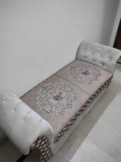 2 Seater Couch (Seethi)
