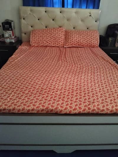 bed with side tables